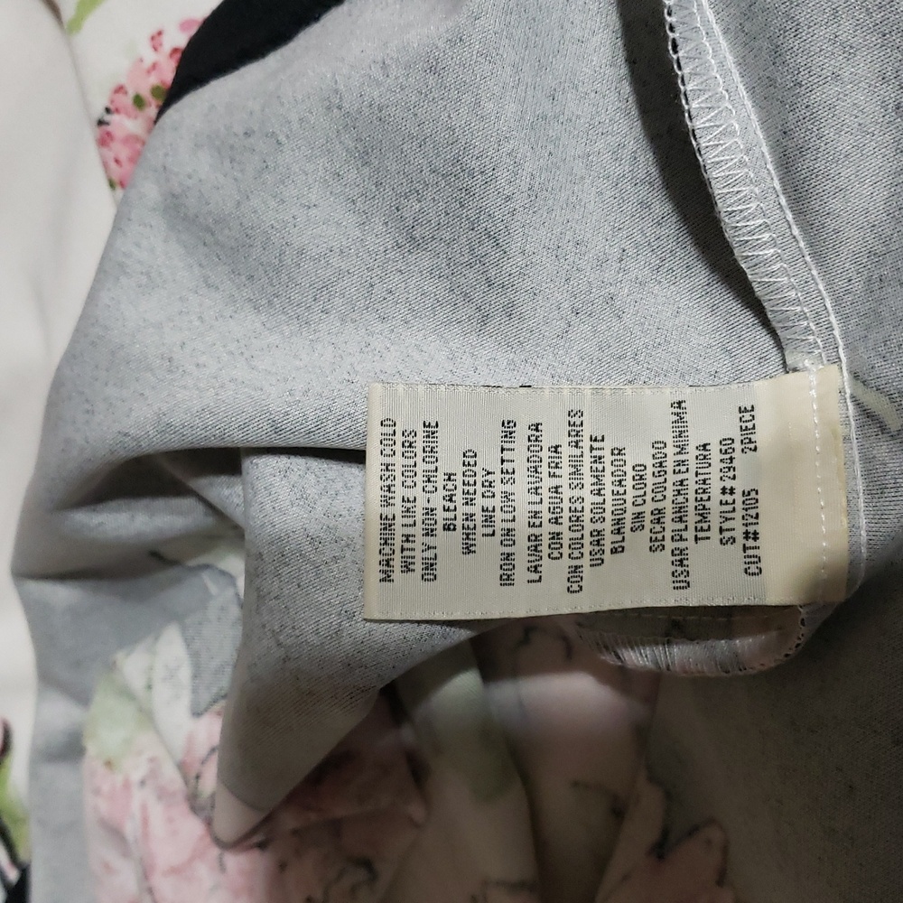 Maya Brooke Printed Jacket & Dress Set. Size: 20W - Picture 16 of 16